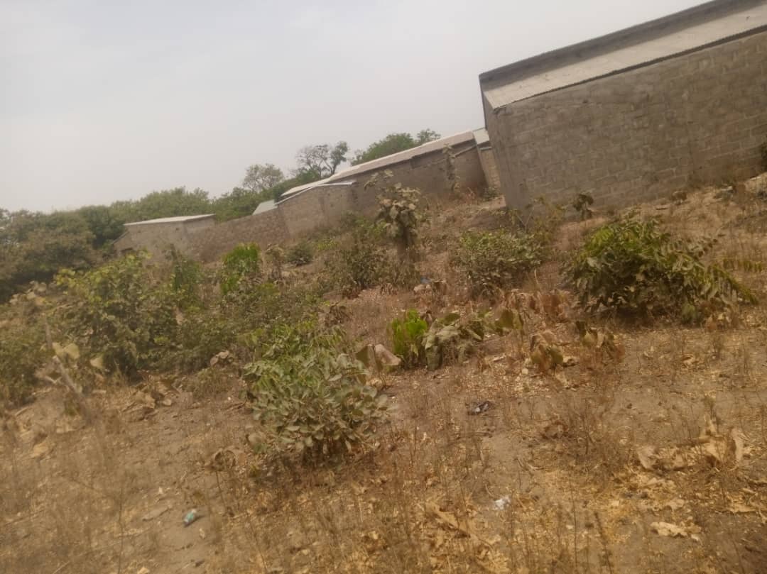 04 parcelles loties et recasées à GOUNIN-EXTENSION 